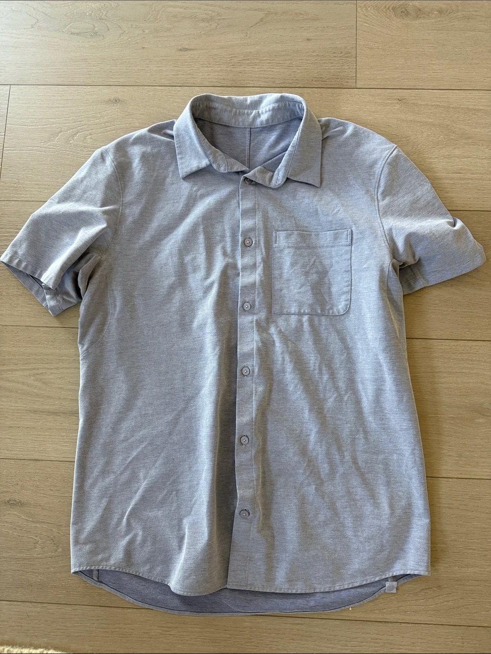 lululemon athletica Men's Short-Sleeve Button-Down in Light Blue